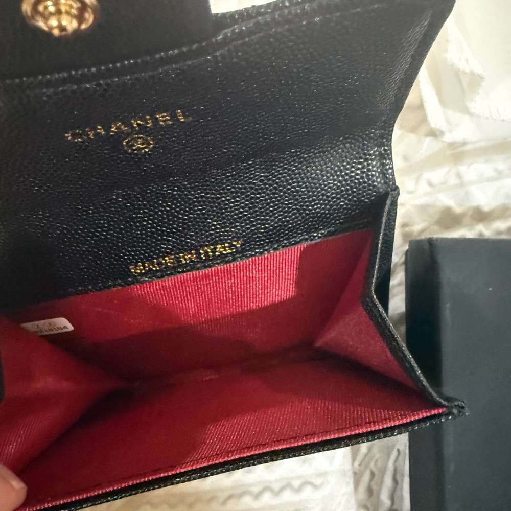 Black Quilted Leather Wallet - Picture 3 of 5